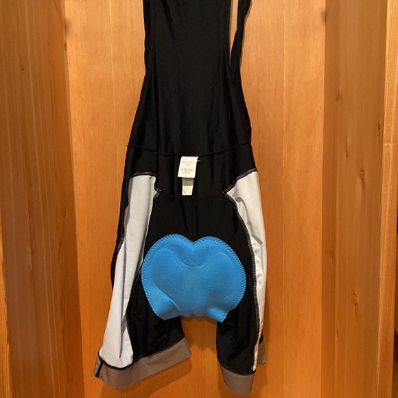 Cycling bib shorts. Mens XXL MEC - Picture 5 of 5